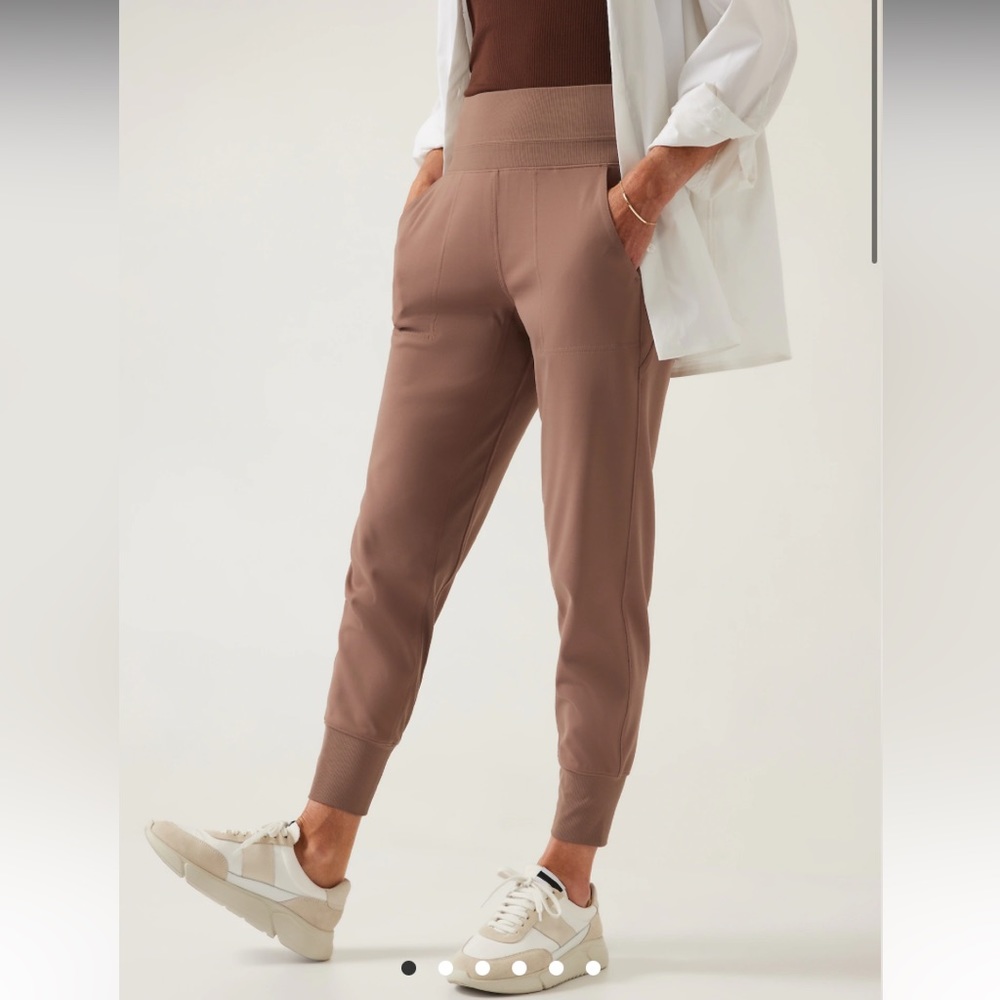 Athleta Venice Jogger Rustic Beige XXS